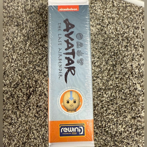 Avatar: The Last Airbender Aang Figure - Picture 8 of 8